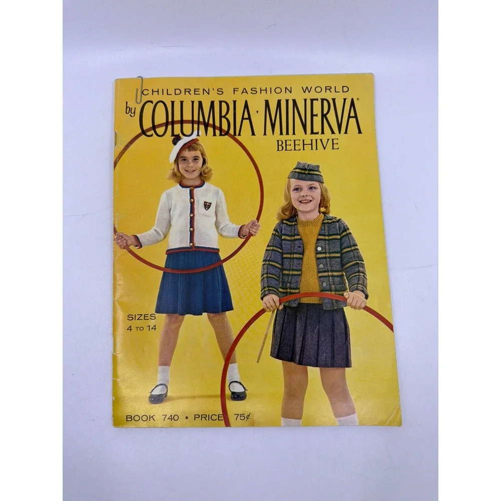 Vintage 60s 70s Knitting Pattern Book Lot Bear Brand Bernat  5lb Bulk‎